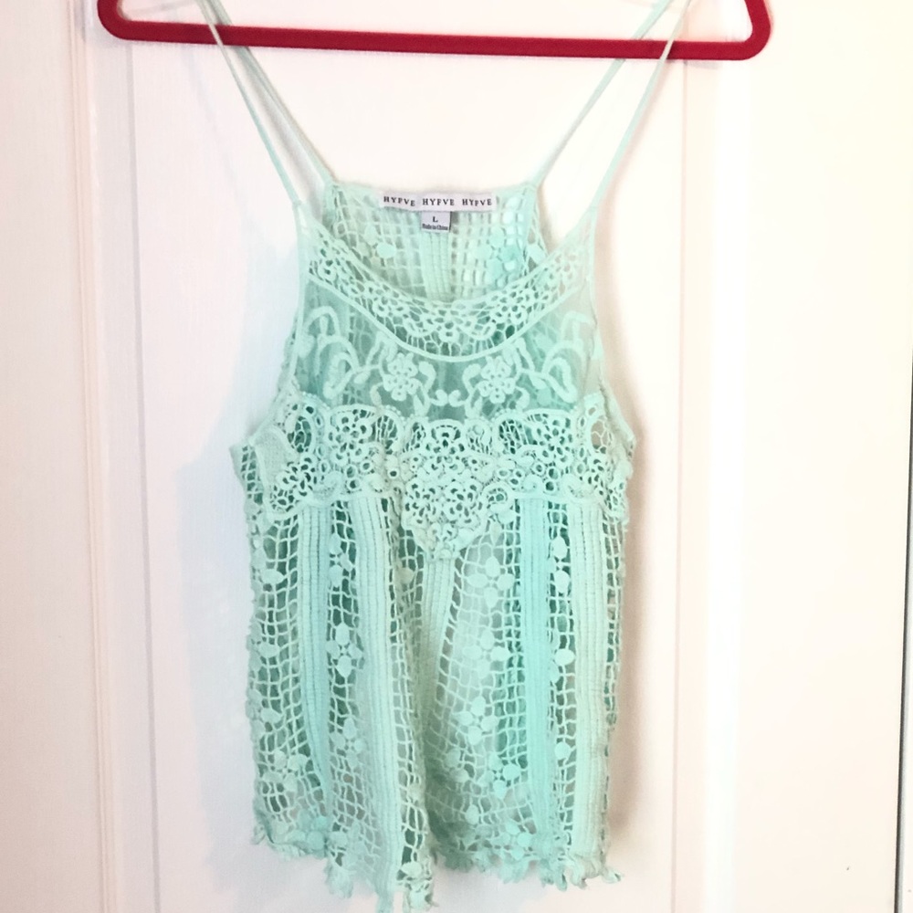 HYFVE Women’s floral turquoise crop top